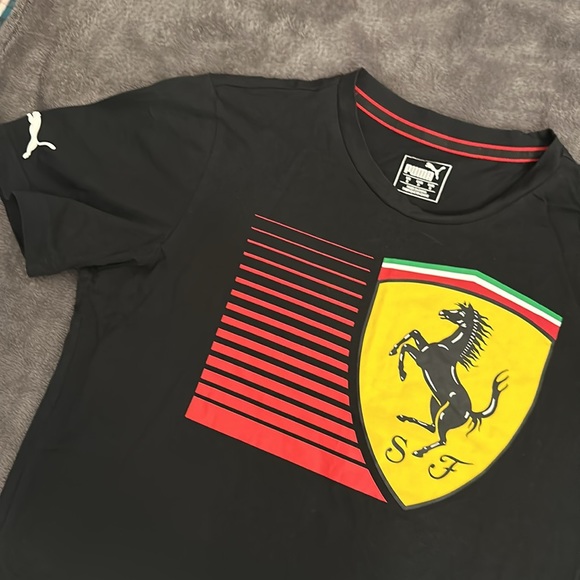 Black PUMA sport t shirt - Picture 2 of 2